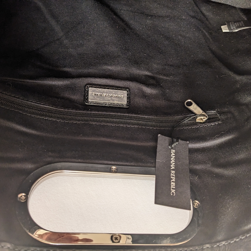 Banana Republic Black Leather Clutch with Silver-Tone Handle. - Picture 6 of 9